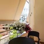 Lungomare Apartments